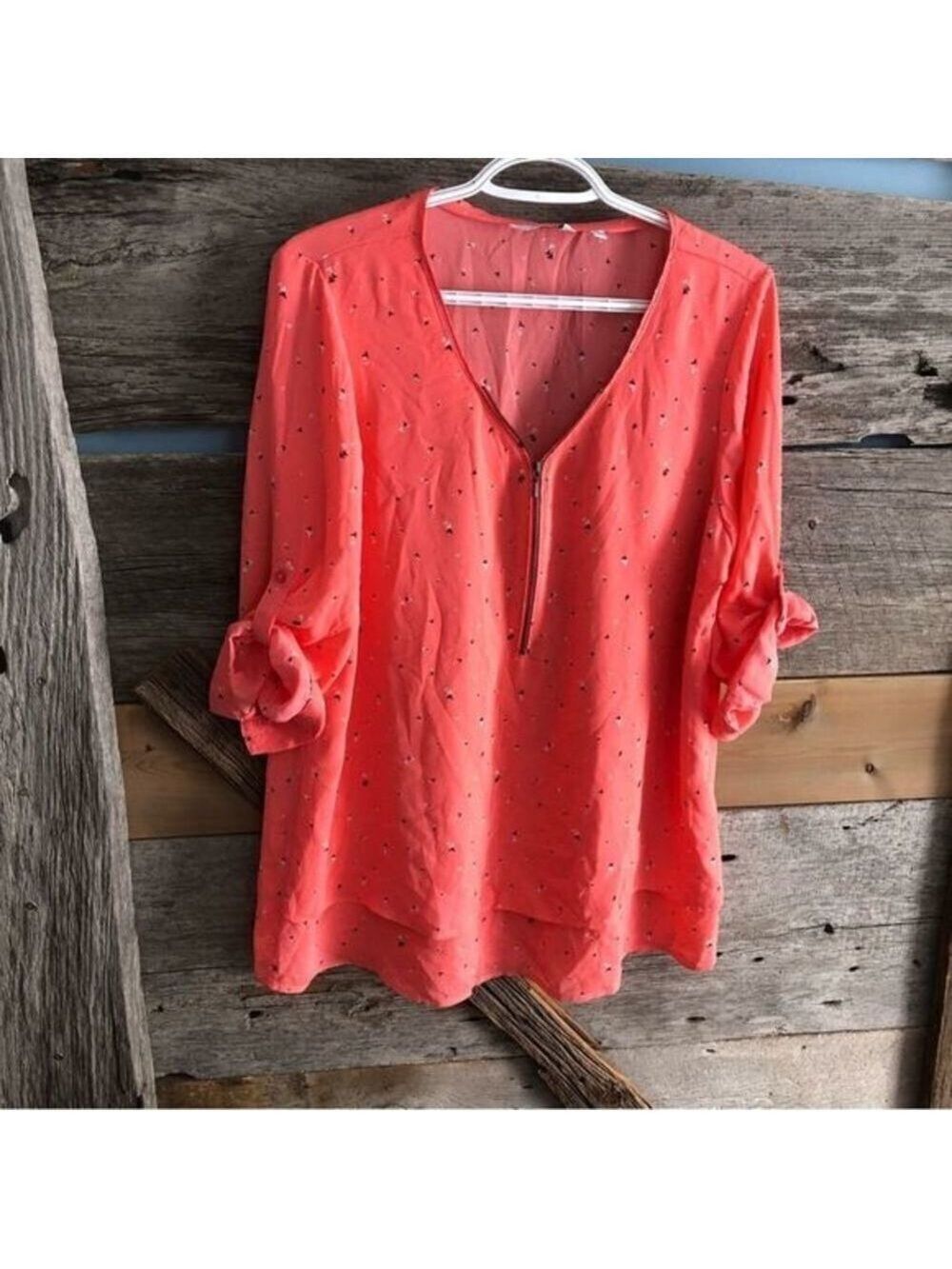 Reitmans Plus Size XXL Petite Coral Arrow Print Zipper Neck Blouse